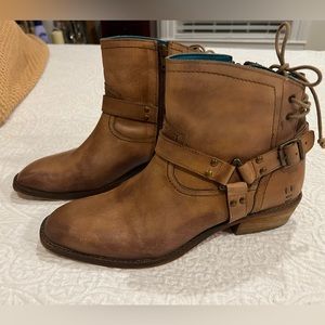Roan Elina Western Ankle Booties